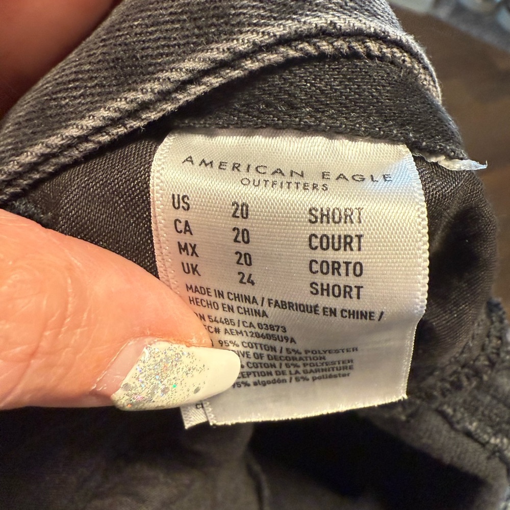 American Eagle Outfitters Charcoal Denim Jeans Size 20S. GUC - Picture 4 of 5